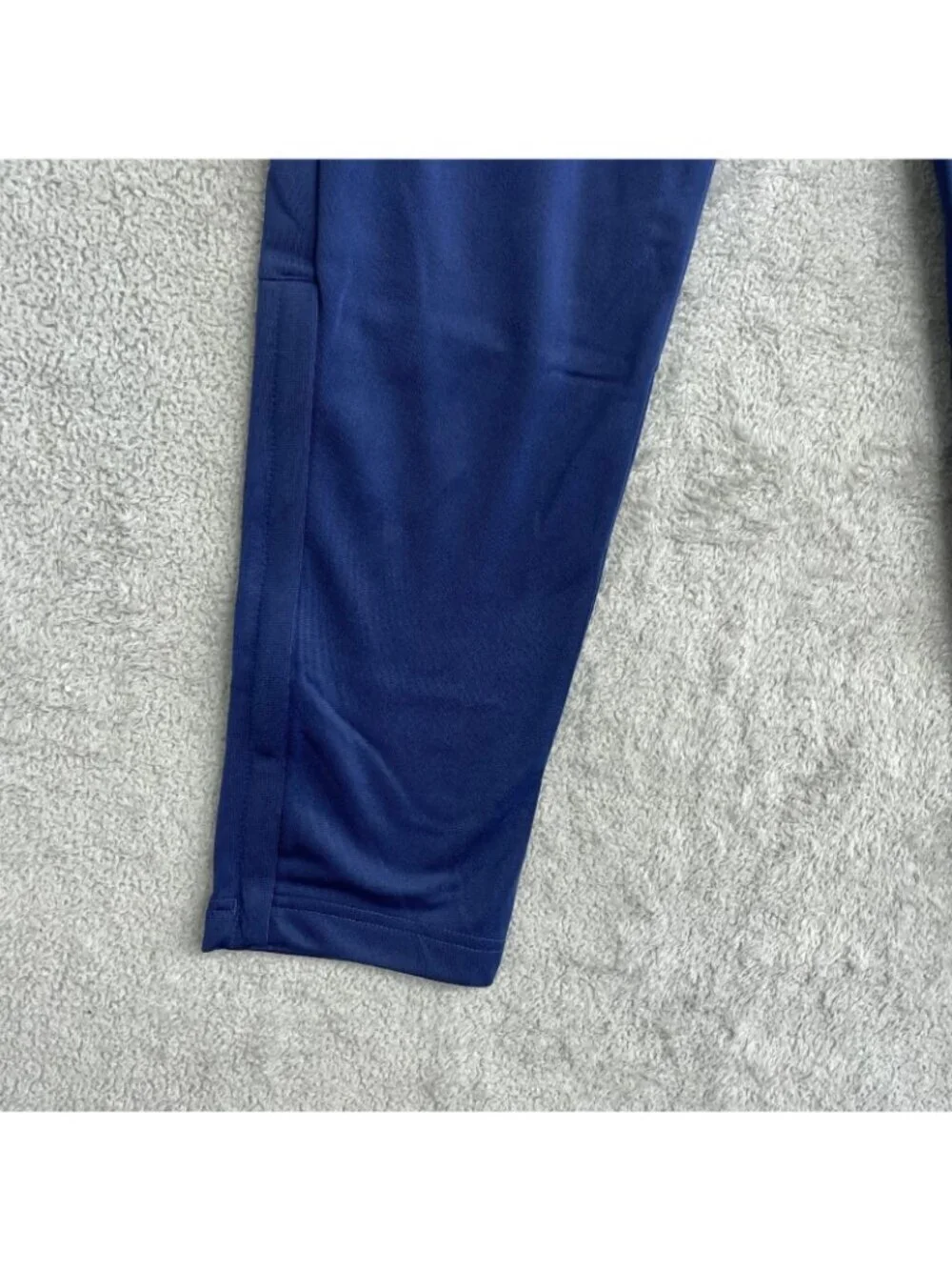 Adidas Tricot Men's Size M Navy Blue Athletic Track Joggers N1428